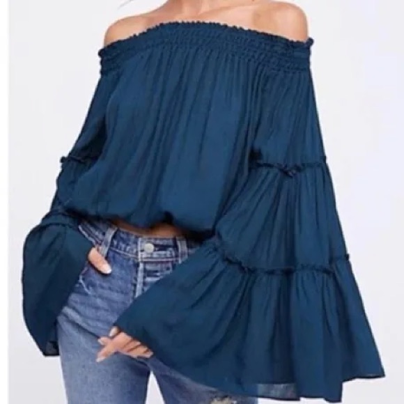 Free People Tops - Free People, Free Spirit Off-The-Shoulder Bell Sleeve Blouse 0010